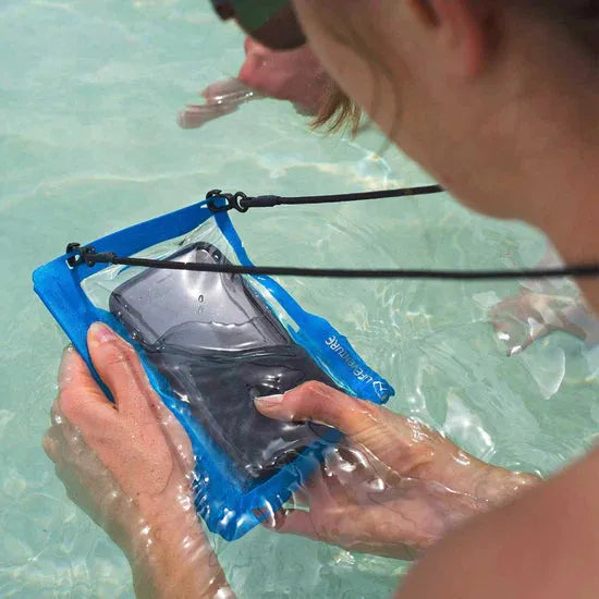 Lifeventure Hydroseal Phone Case 