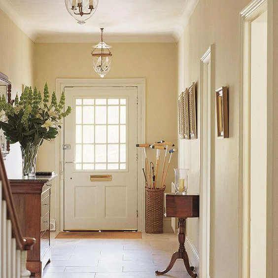 Farrow & Ball Farrow's Cream Paint 67