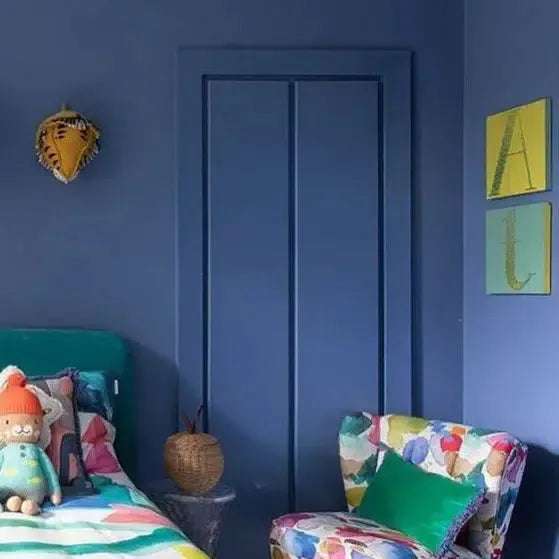 Farrow & Ball Pitch Blue Paint 220